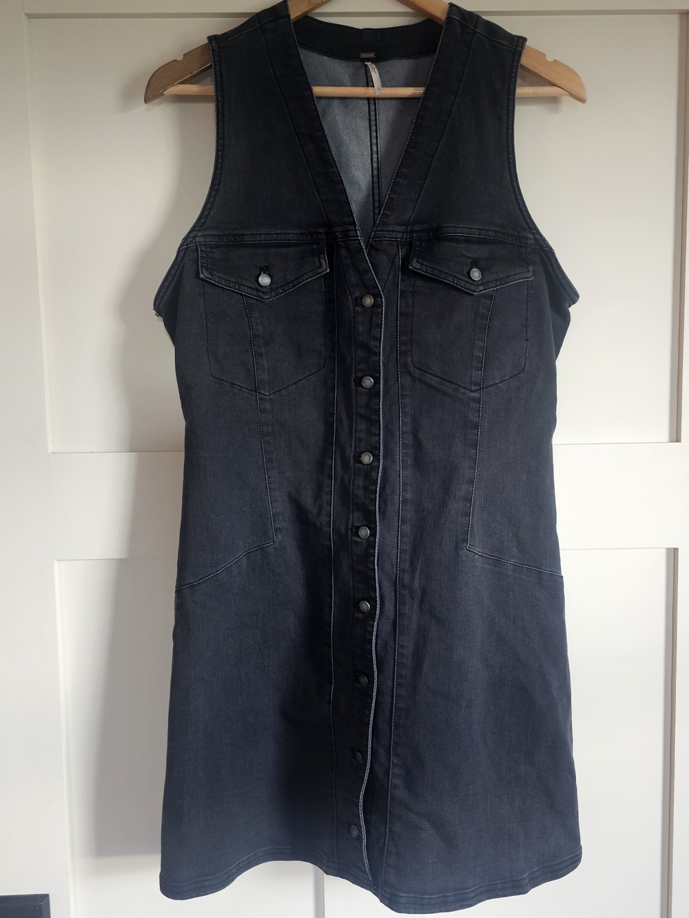 Free People Sleeveless Dark Denim Button-Front Dress Size 12